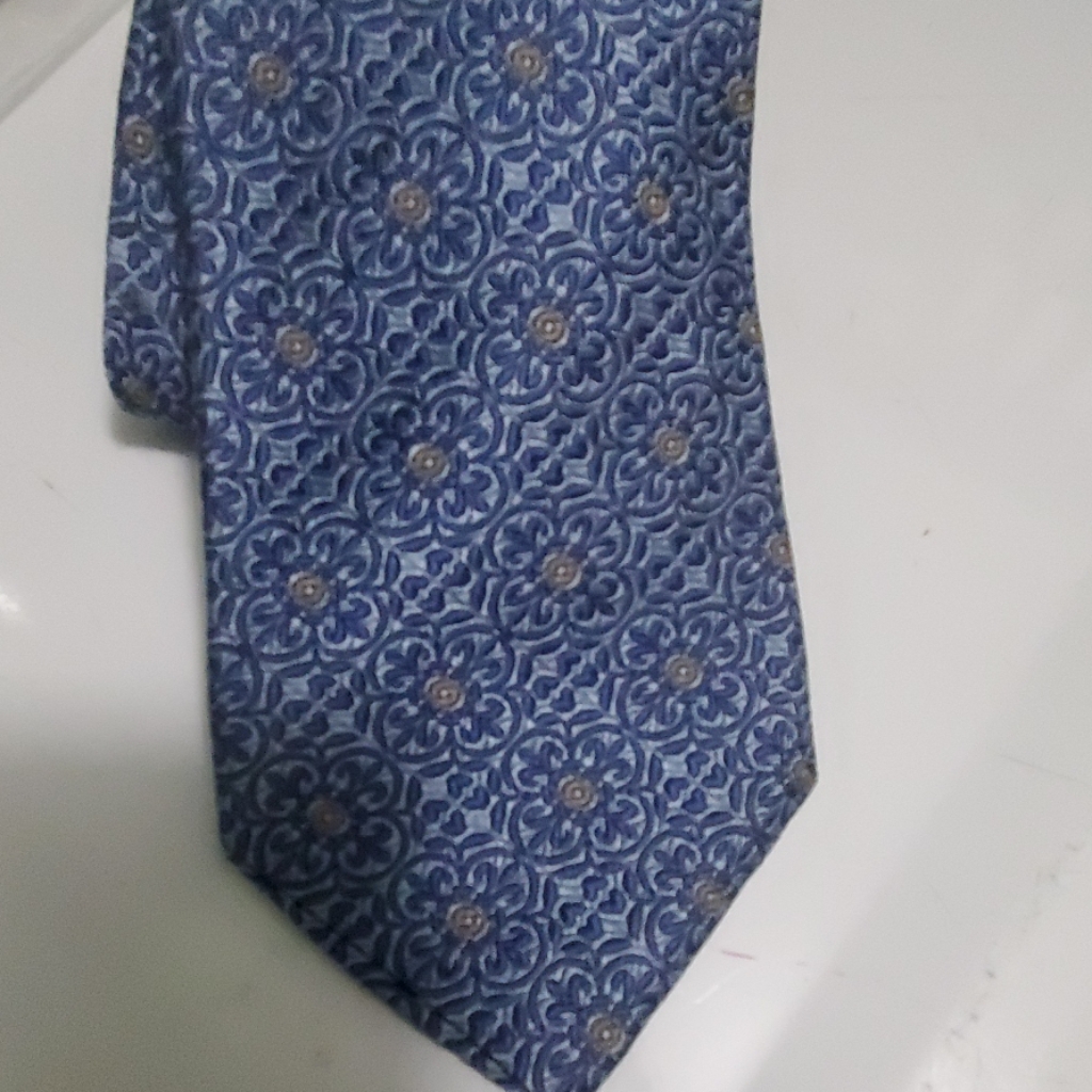 Joseph Abboud Tie